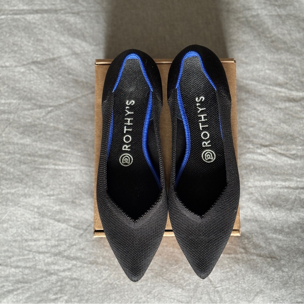 Rothy’s Black Pointy Toe Shoes Size 8.5